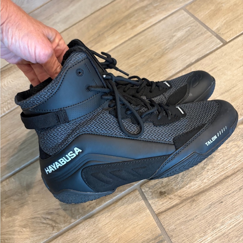 Hayabusa Talon boxing shoes men’s size 8 Black